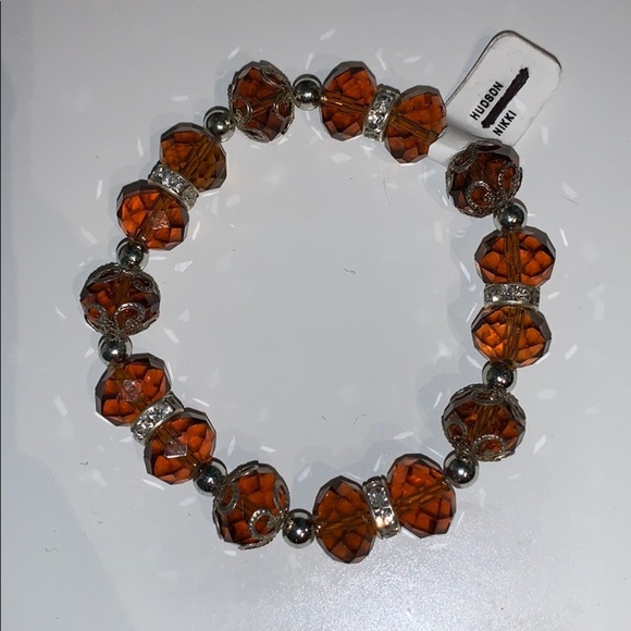 Jewelry - (NWT) Brown glass bead, stretchy bracelet